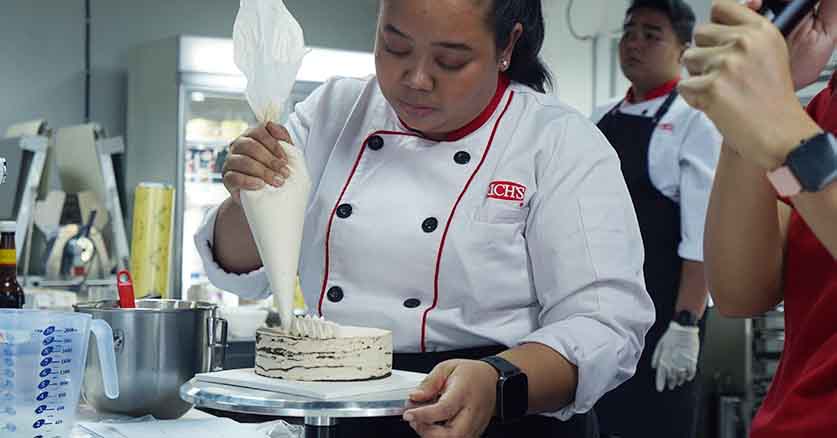 Demo Cake Chef Jessica di Richs New Vegan Trend Demo Jakarta