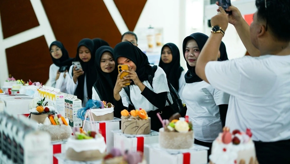 Festival-Kuliner-Jajanan-Viral-Sekota-Medan