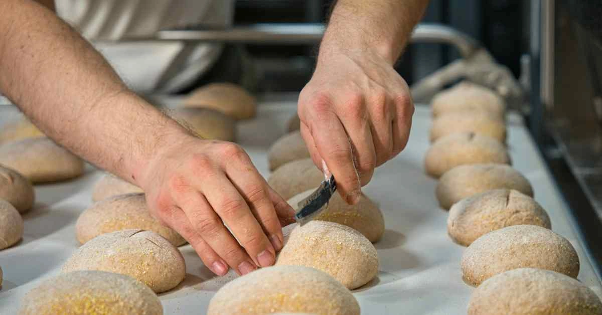 Tips-Agar-Bomboloni-Tetap-Lembut-dan-Tidak-Keras-Rich-Products-Indonesia