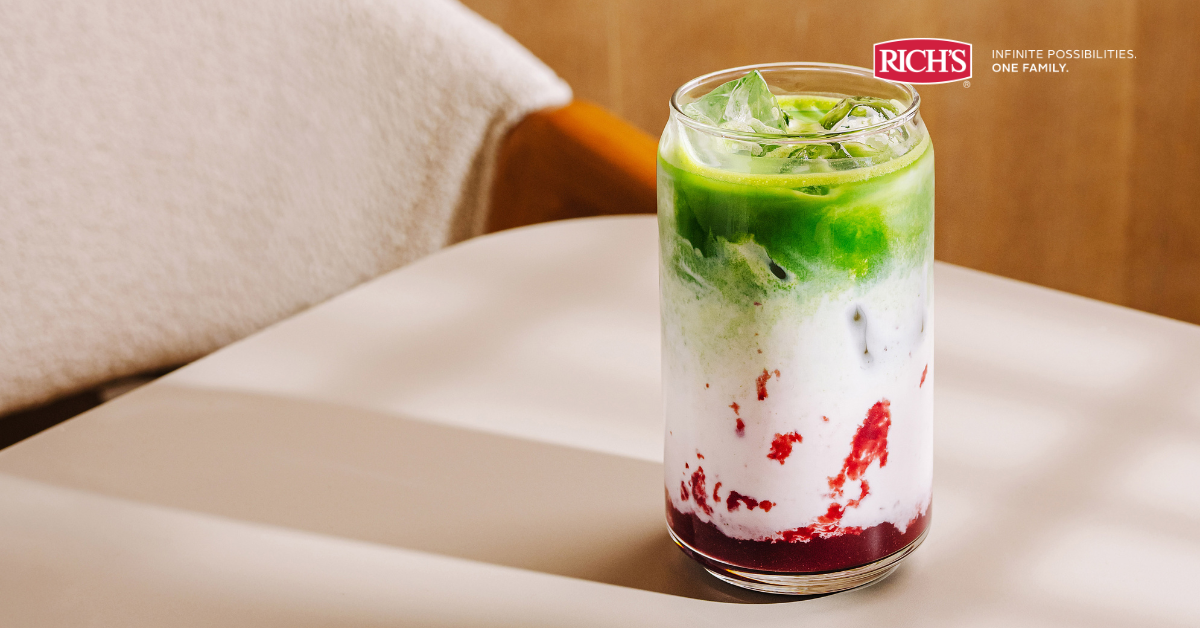 Usaha-Minuman-kekinian-Strawberry-Matcha-Latte-Rich
