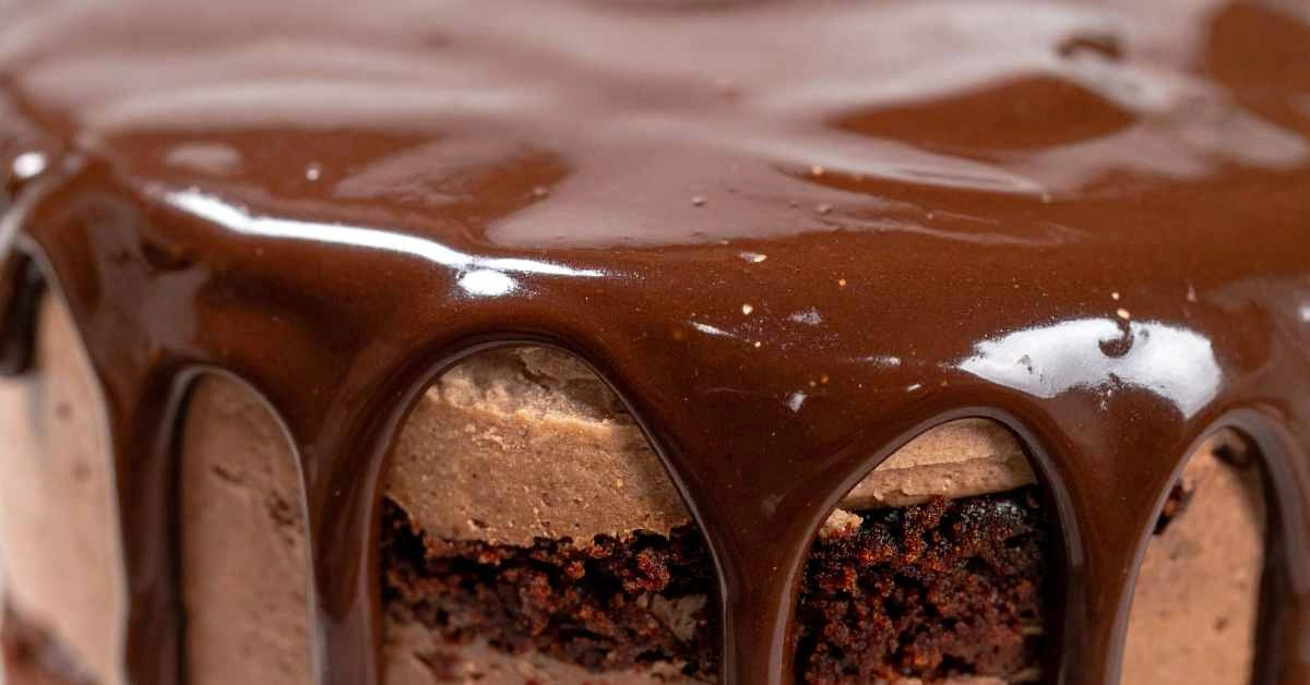 Cara Membuat Ganache Cokelat Enak untuk Hiasan Kue